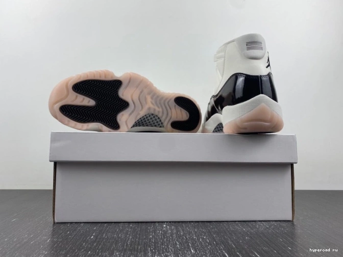 AR0715-101 11 Neapolitan Jordan Air 1119